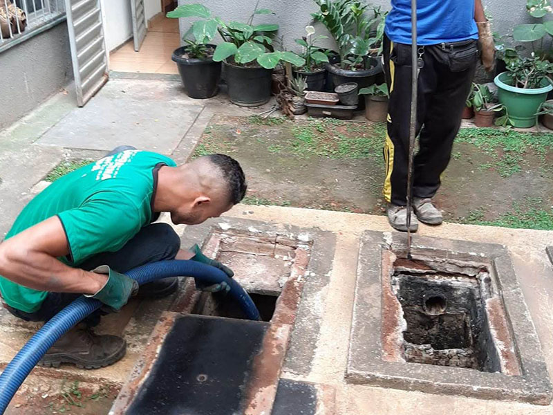 Entupiu? A gente resolve rápido! 